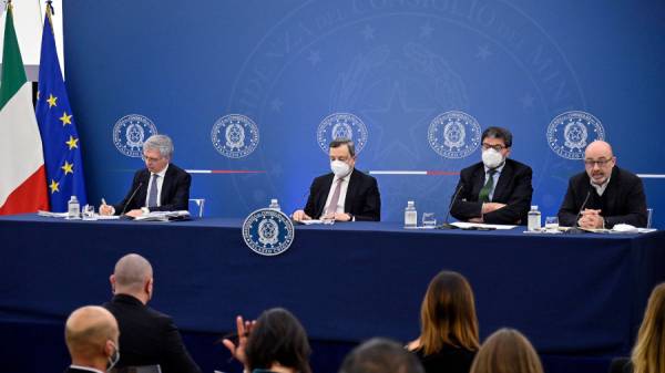 Governo approva decreto con misure su filiera automotive